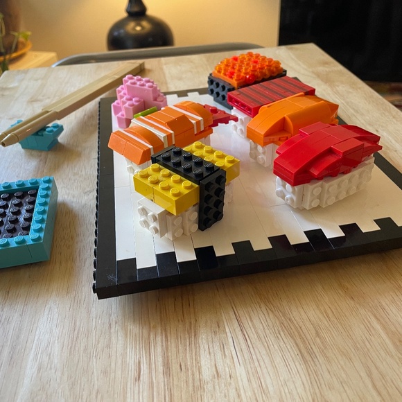 🍀4/$15🍀 Lego sushi plate with soy sauce and chopsticks - Picture 4 of 6